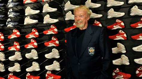 nike founder|who is the owner of nike.